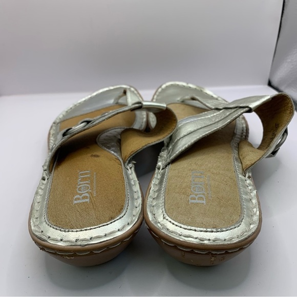 BORN Hand Crafted Footwear Silver Leather  Sandals Flip Flops 9 thong buckle - Picture 5 of 8